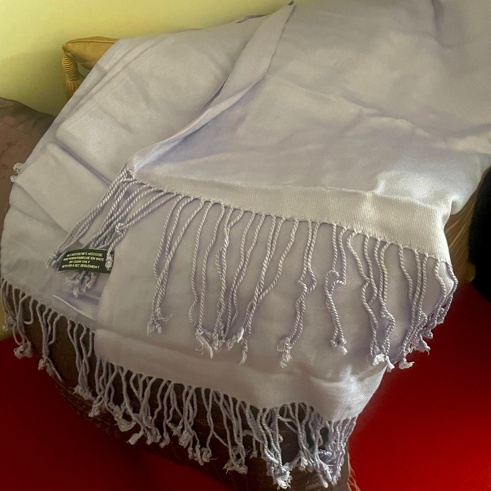 JONES NEW YORK PASHMINA